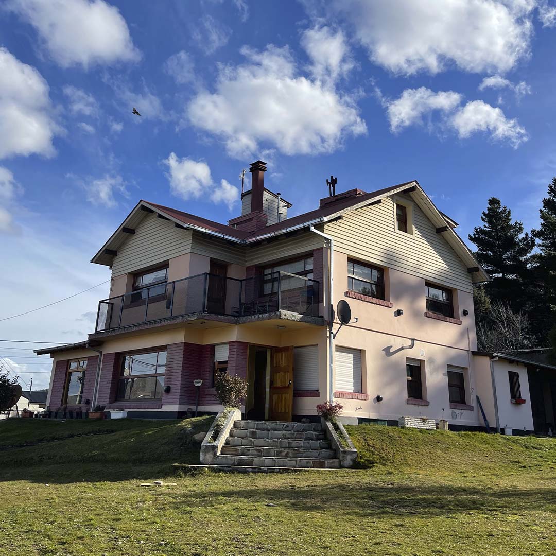 Fachada de Pintó Hostel